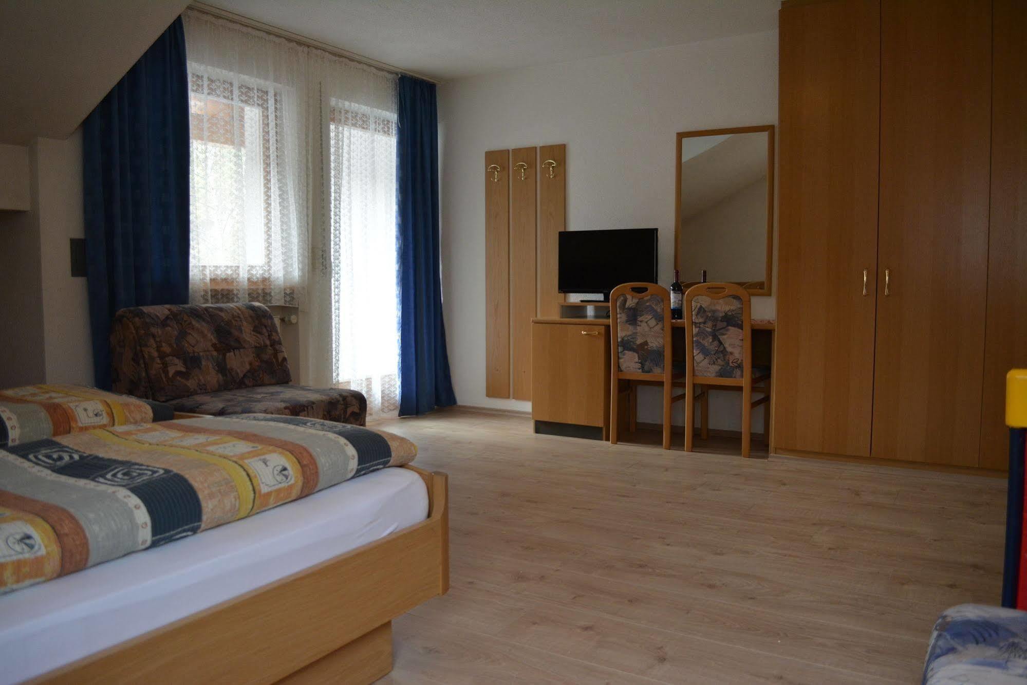 Hotel Sonja Cadipietra Eksteriør bilde